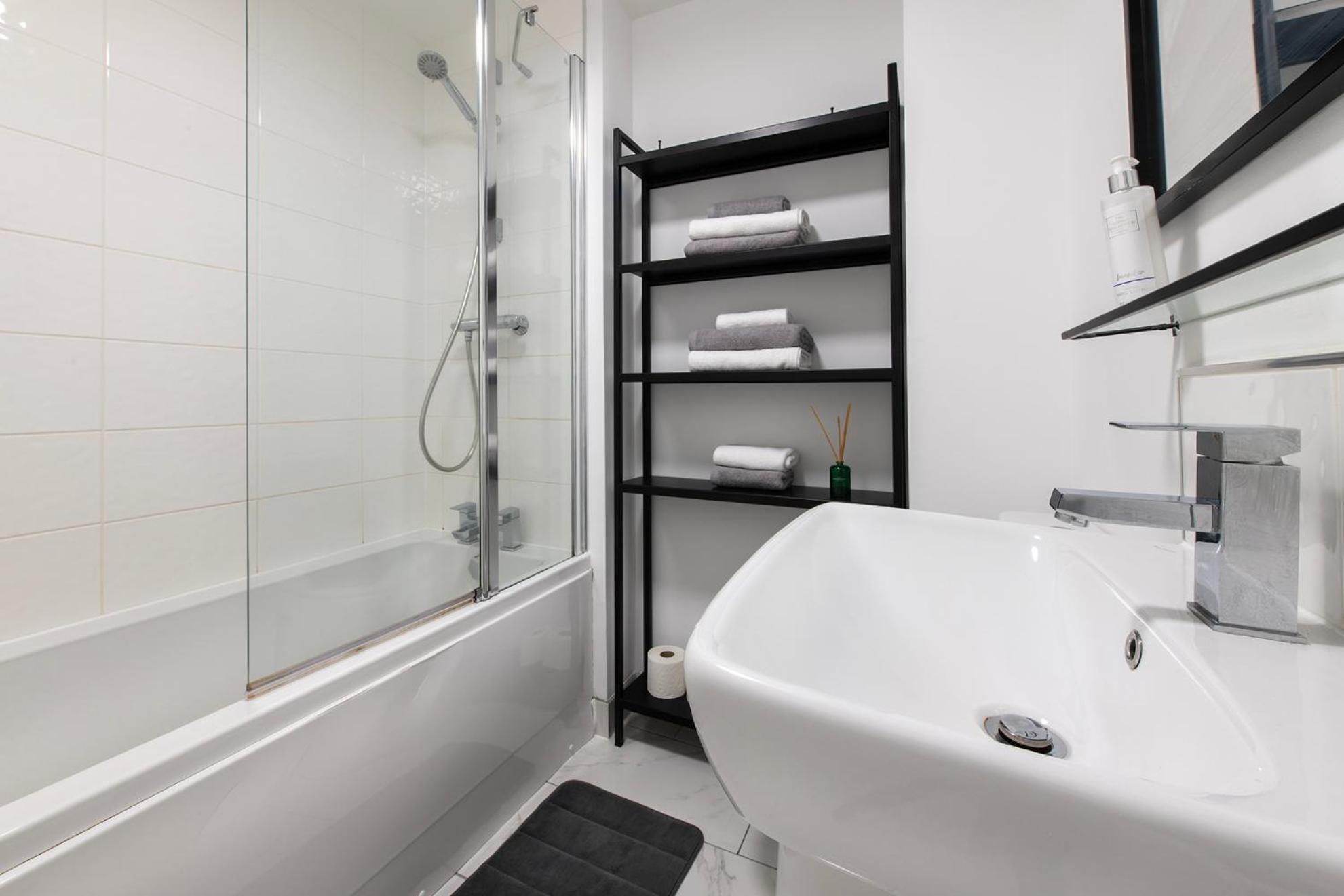 Edinburgh Luxury 4 Bedroom Townhouse With Free Parking Exterior photo